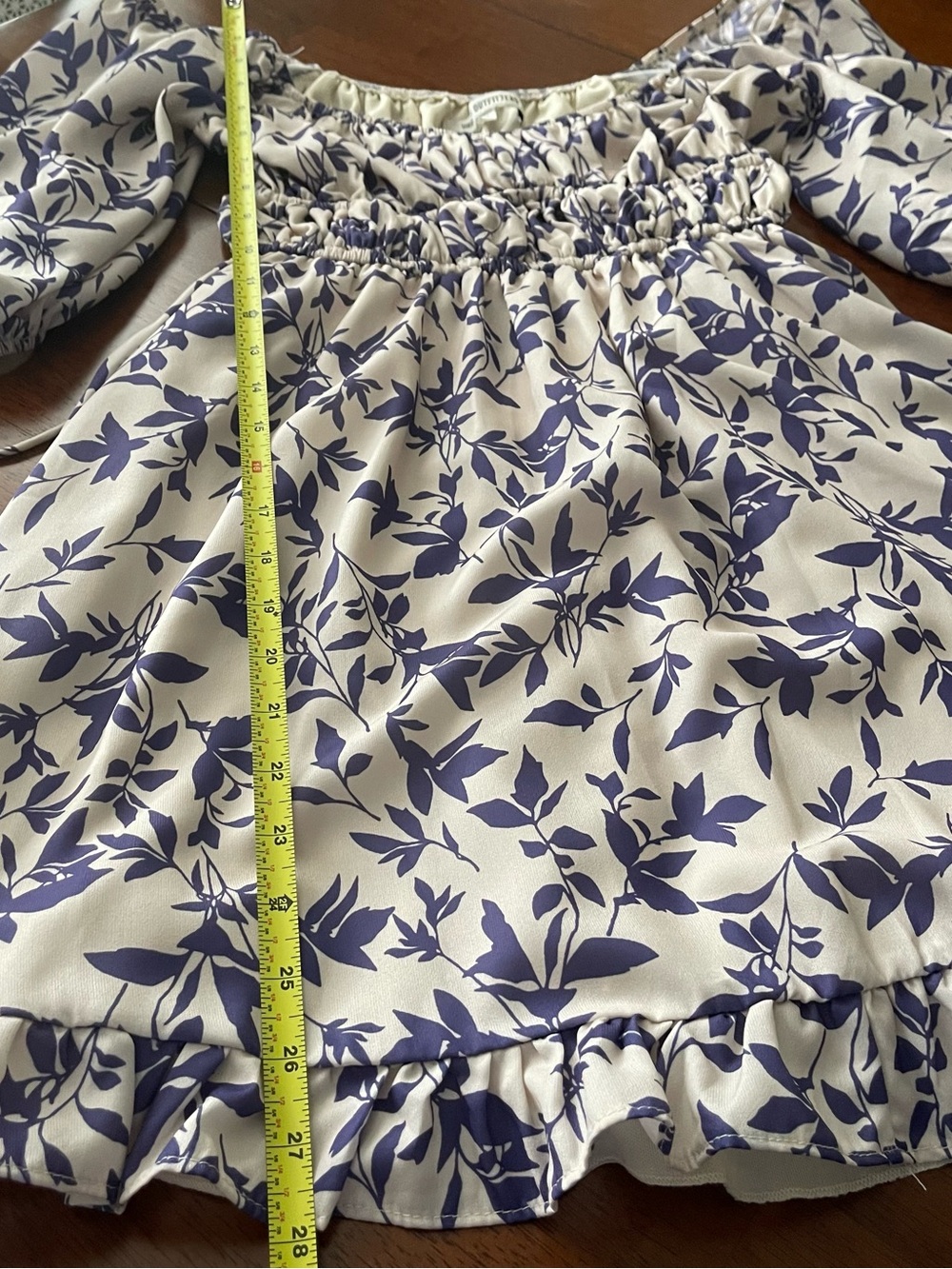 Urban Outfitters Women’s Cream Floral Puff-Sleeve Mini Dress size XS - Picture 8 of 8